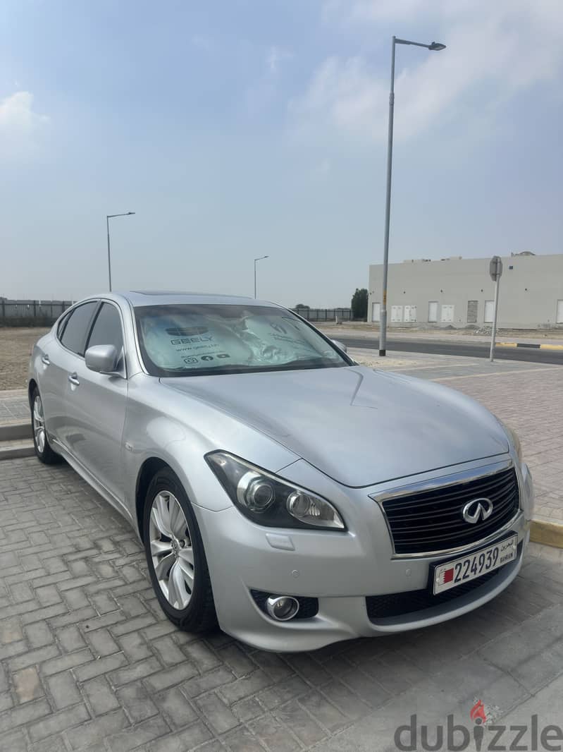 Infiniti M37 2011 9