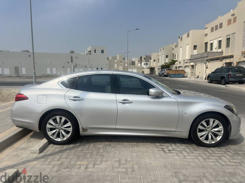 Infiniti M37 2011 10