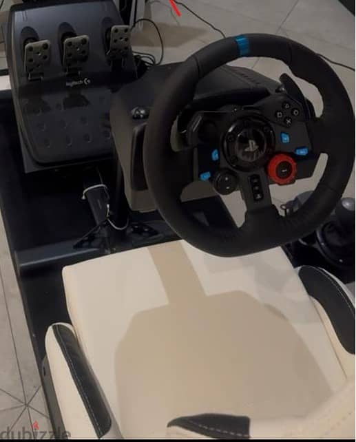 Racing Setup: Simulator Racing Seat + Logitech G29 Wheel 2