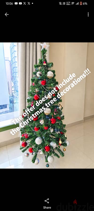 plastic Christmas tree in very good condition