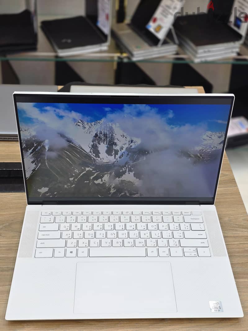 Dell XPS 15 9500 Core i5-10th Generation 1