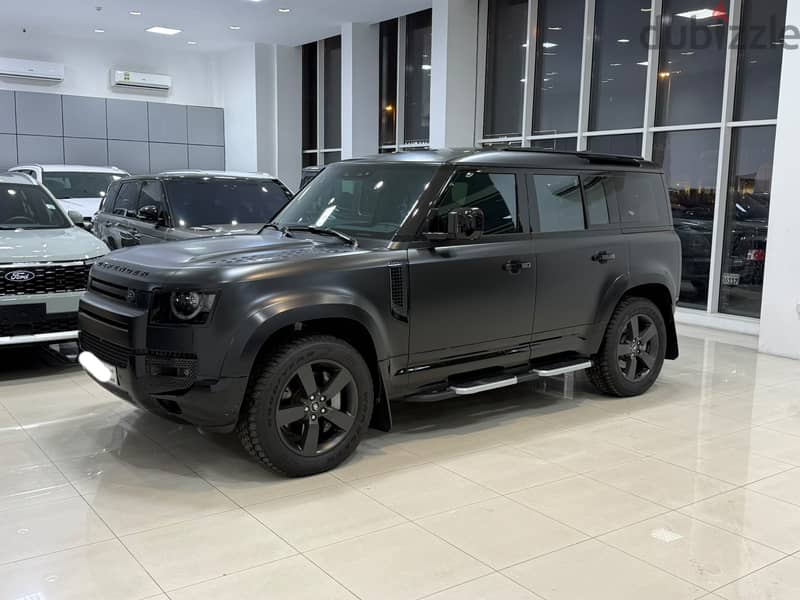 Land Rover Defender 2024 Black 1