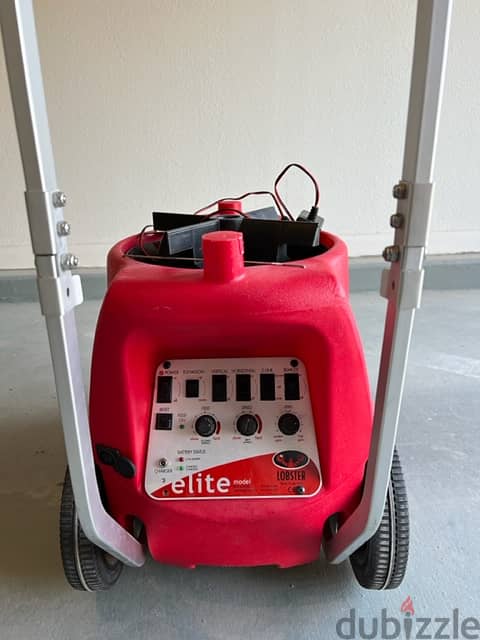  LOBSTER ELITE 1 TENNIS BALL MACHINE — EXCELLENT CONDITION — URGENT 1