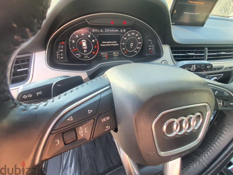 Audi Q7 2019 5