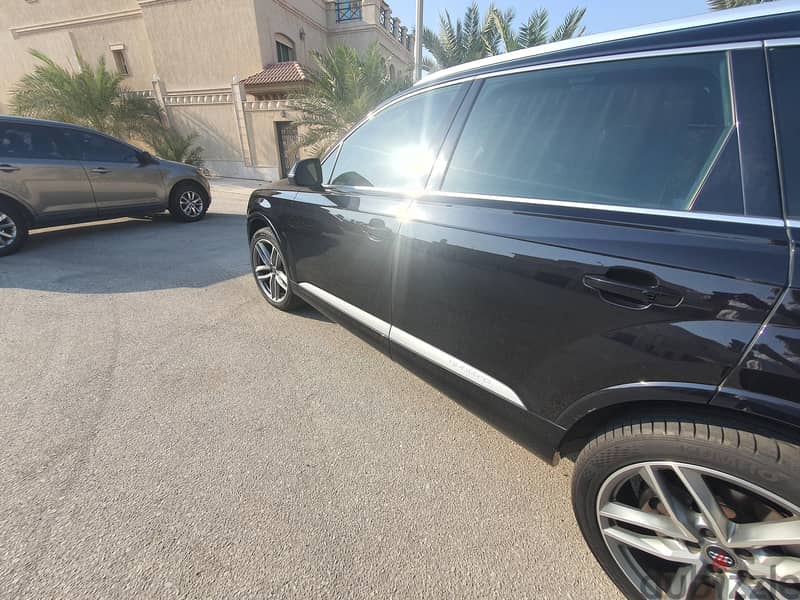 Audi Q7 2019 14