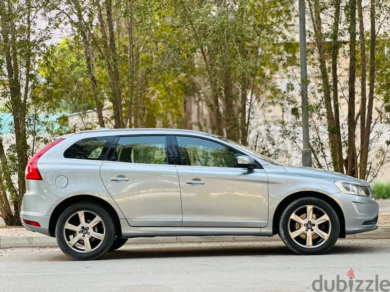 VOLVO XC60 2015 MODEL WELL MAINTAINED PREMIUM SUV 2