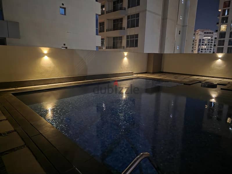 Beautiful Luxury Apartment in juffair with 1 room available for rent 7