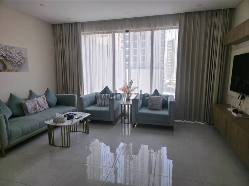 Beautiful Luxury Apartment in juffair with 1 room available for rent 12