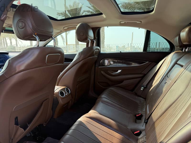 Mercedes-Benz E300 2017 W213 4