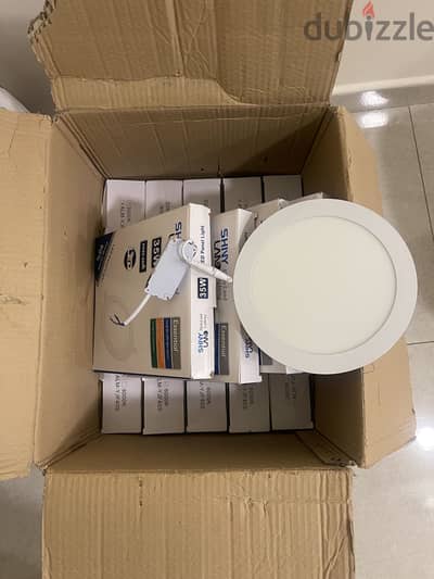 Used Downlights white color 29 peices - 8inches