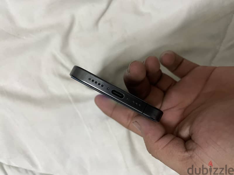 Apple - iPhone 15 Pro 7