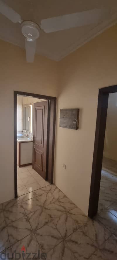 شقة للايجار في المحرق فريج بن هندي