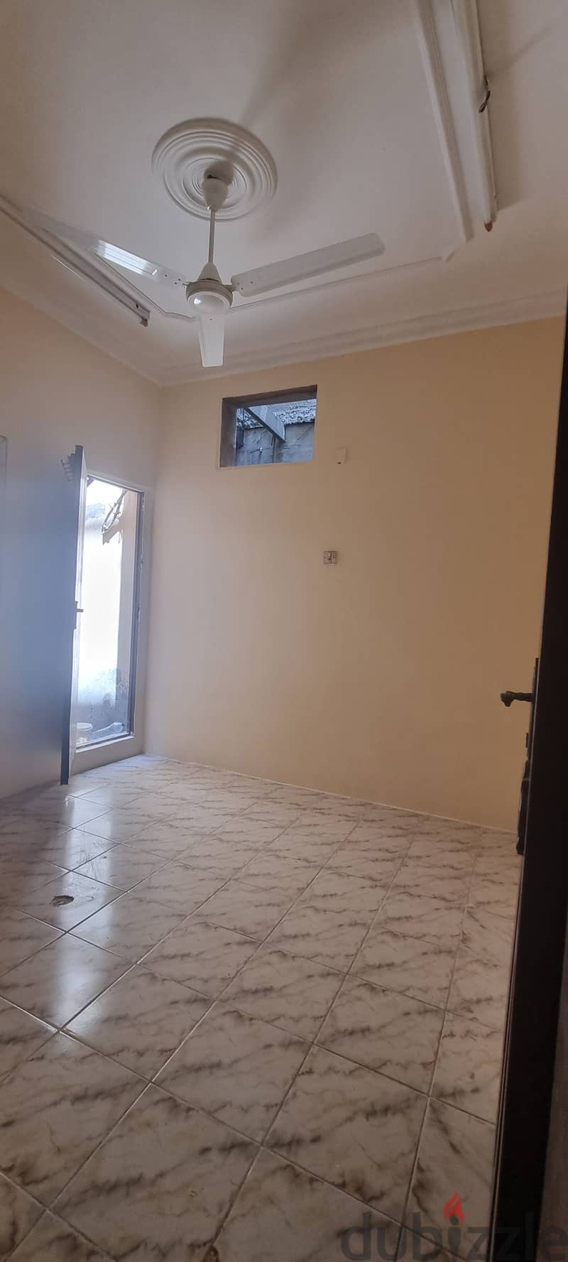 شقة للايجار في المحرق فريج بن هندي 3
