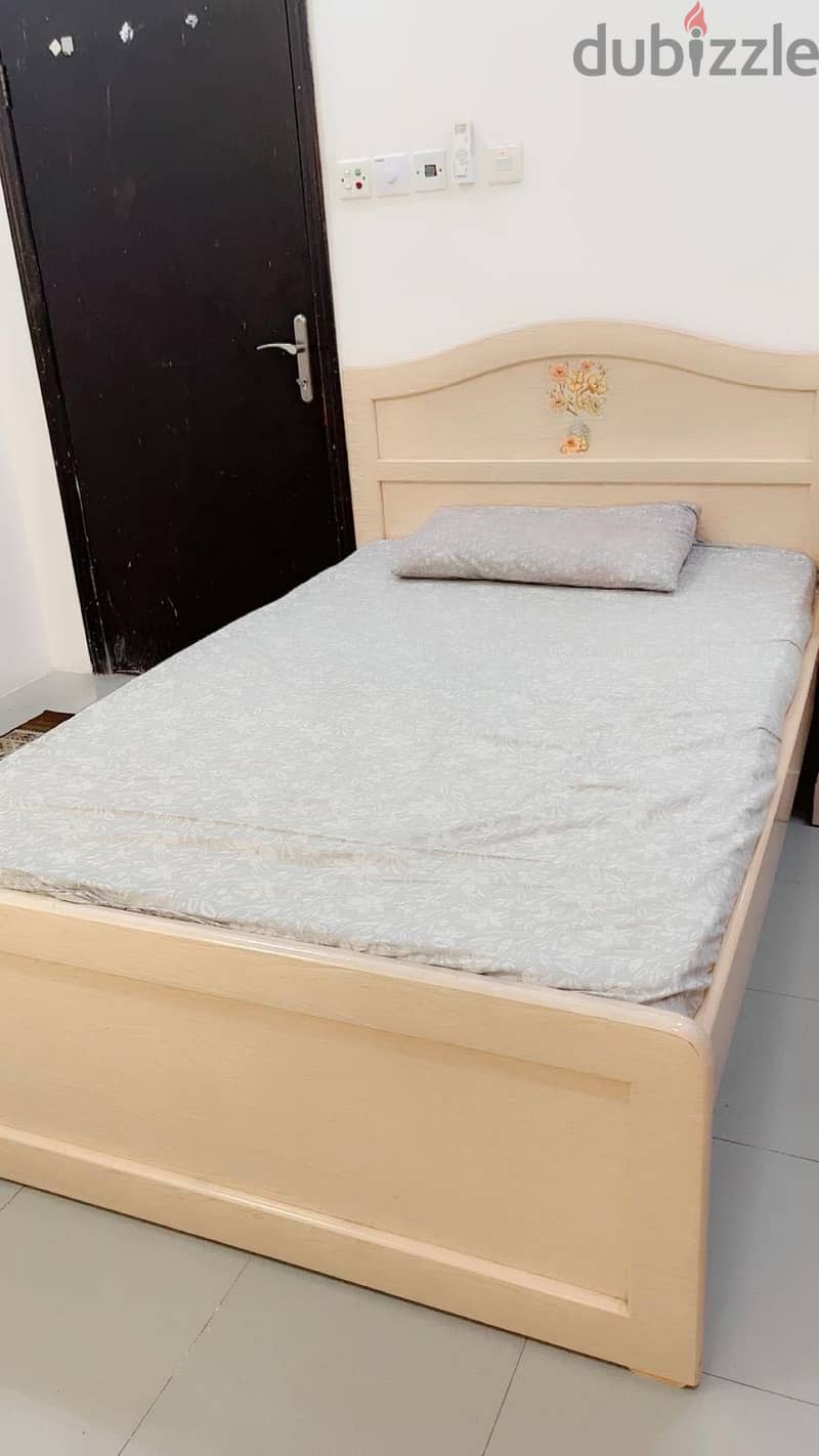 Bedroom furniture full set(bed,wardrobe,dressing table) 2