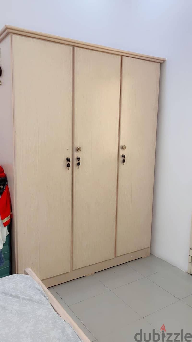 Bedroom furniture full set(bed,wardrobe,dressing table) 3