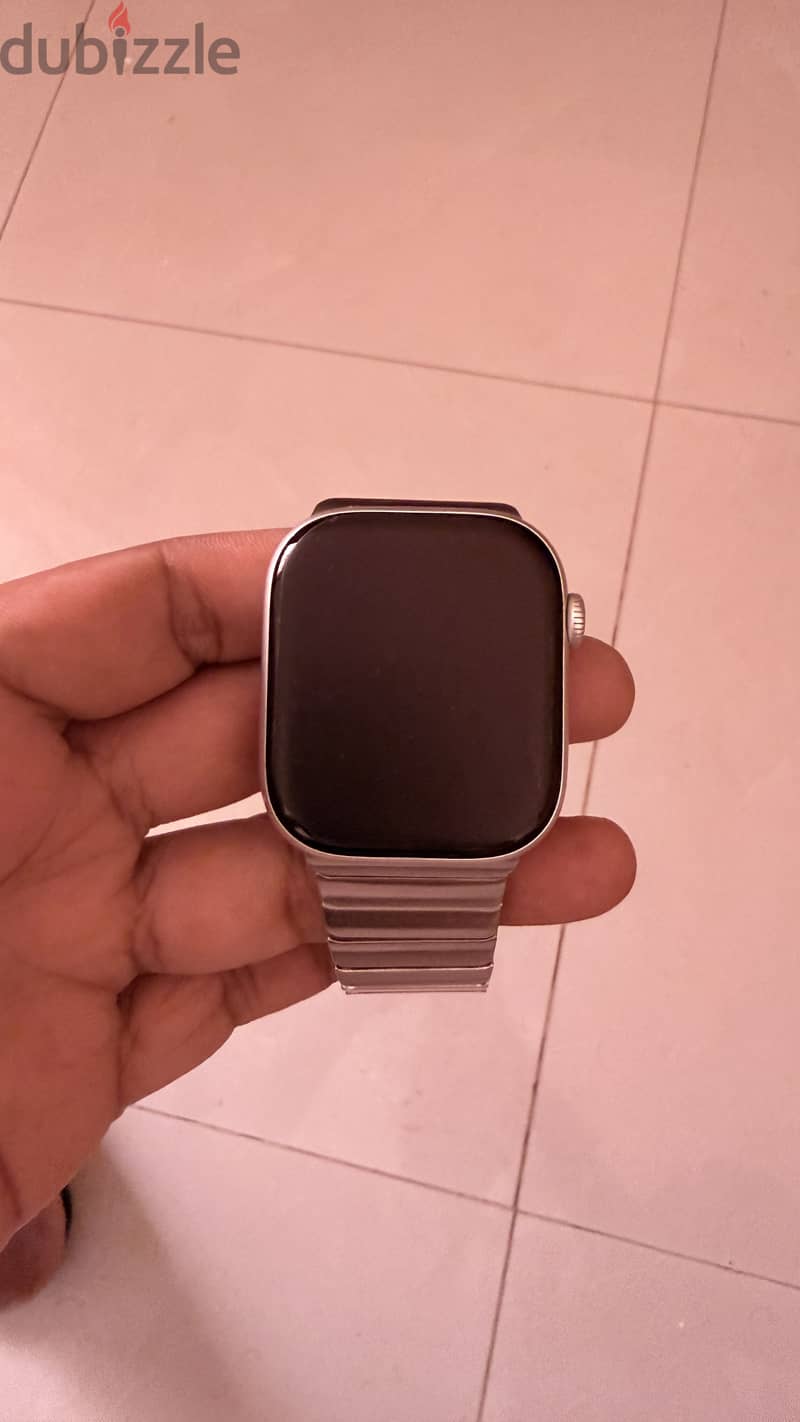 Apple Watch Series 10 (GPS + Cellular) – 46mm 1