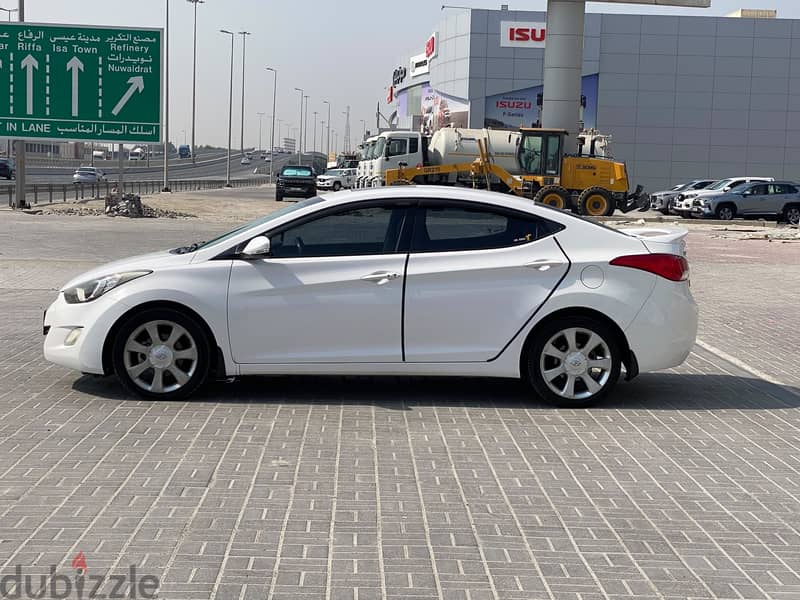 Hyundai Elantra 2014 White 3