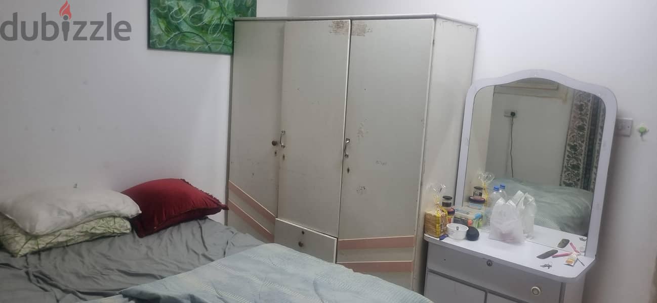 Sarch for room mate  female and male 1