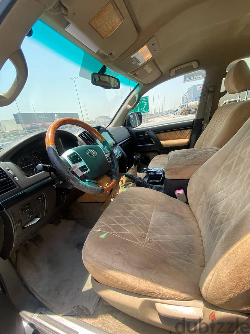 Toyota Land Cruiser GXR 2008 White 4