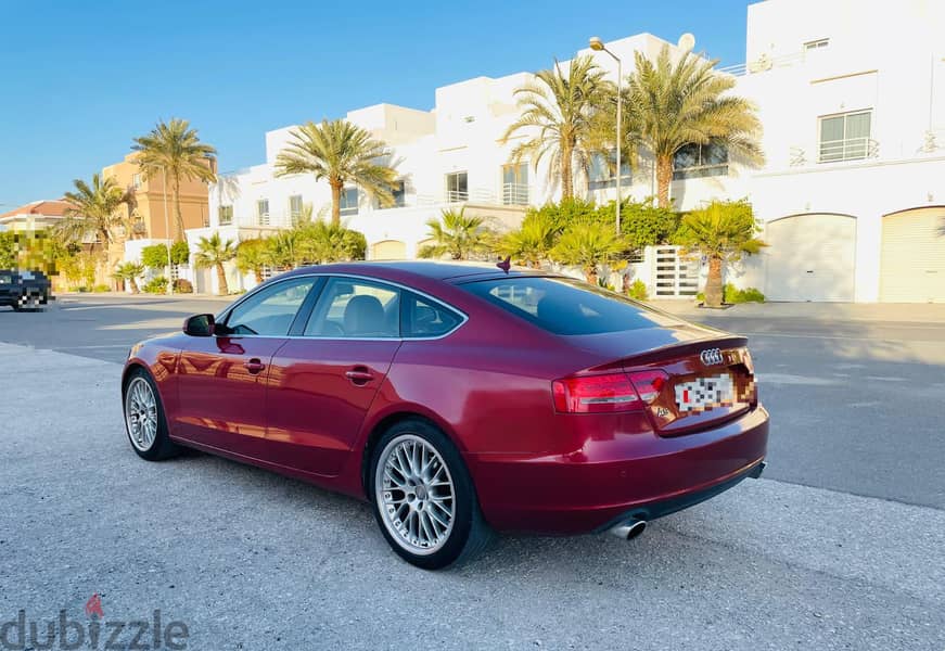 Audi A5 2010 model for sale. . . 7