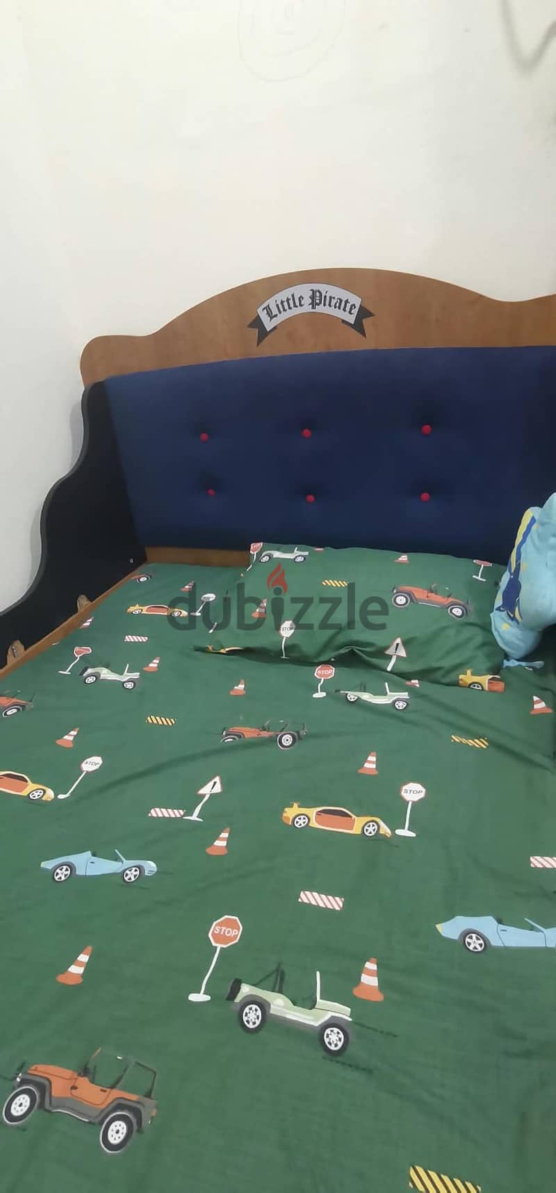 Pirate themed Bed set with 4 Drawer 1 book shelf 4