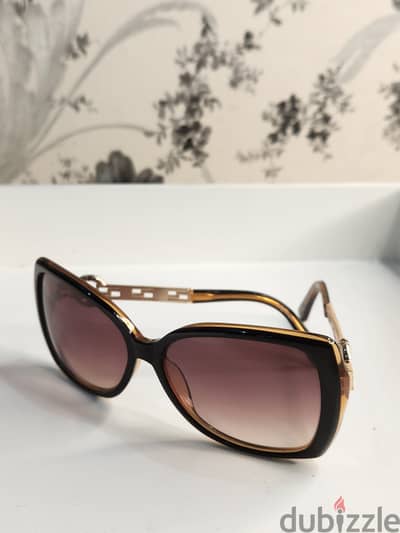 Fendi sunglass - used clean ORG 20BD -39591018