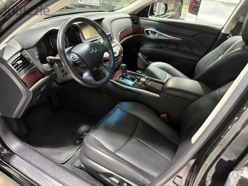 2016 Infiniti Q70 4