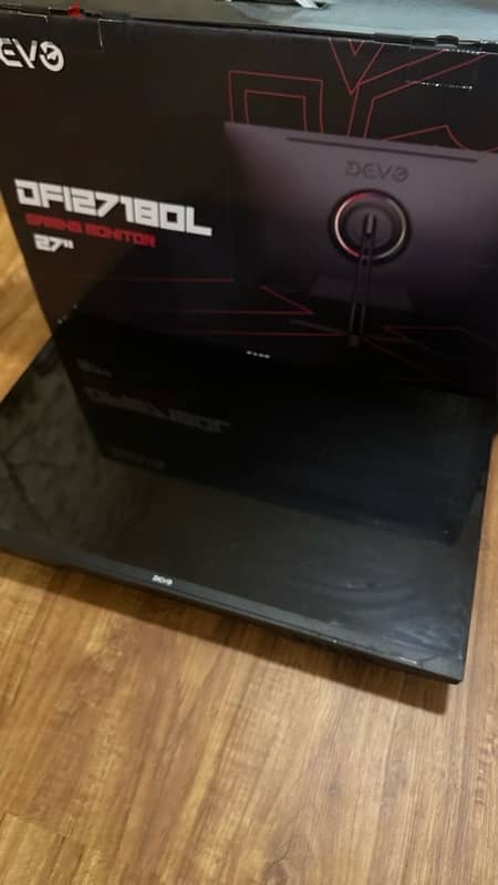 Ps5 slim disk version and devo gaming monitor 1