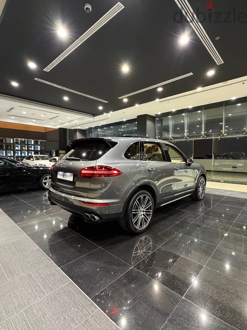 Porsche Cayenne S Model  2016 7