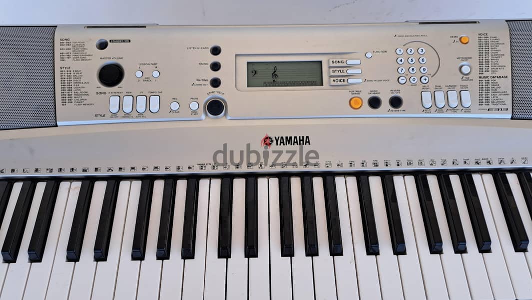 The Yamaha PSR-E313 is a 61-key entry-level portable digital keyboard 1
