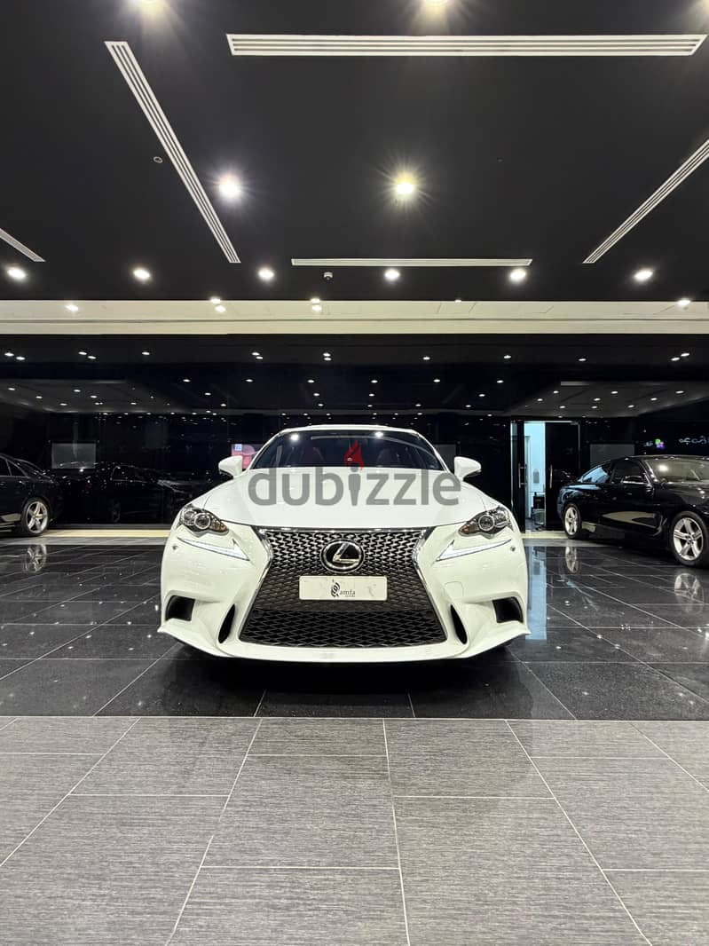 Lexus IS350 Model 2014 1