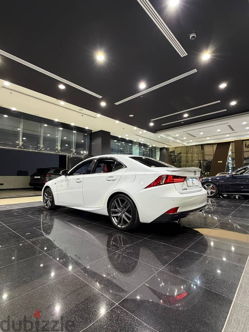 Lexus IS350 Model 2014 6