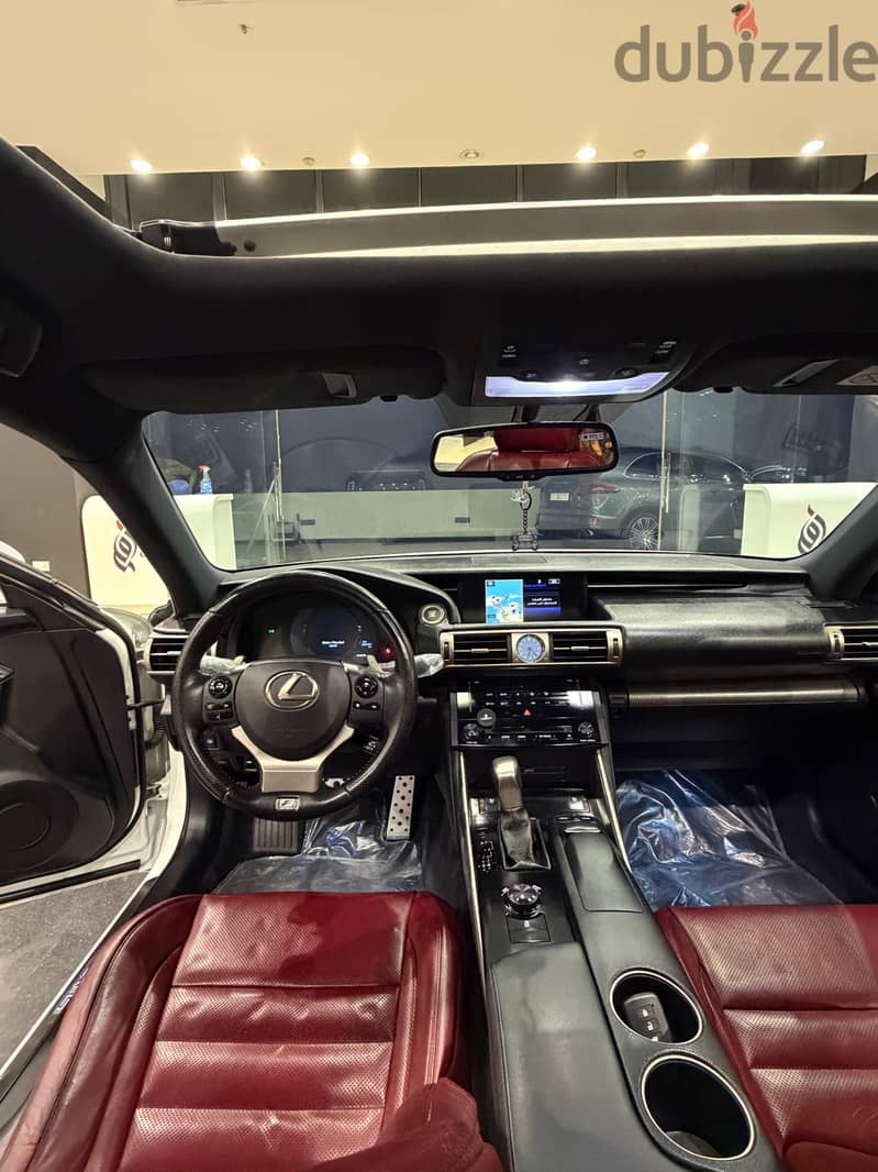 Lexus IS350 Model 2014 8