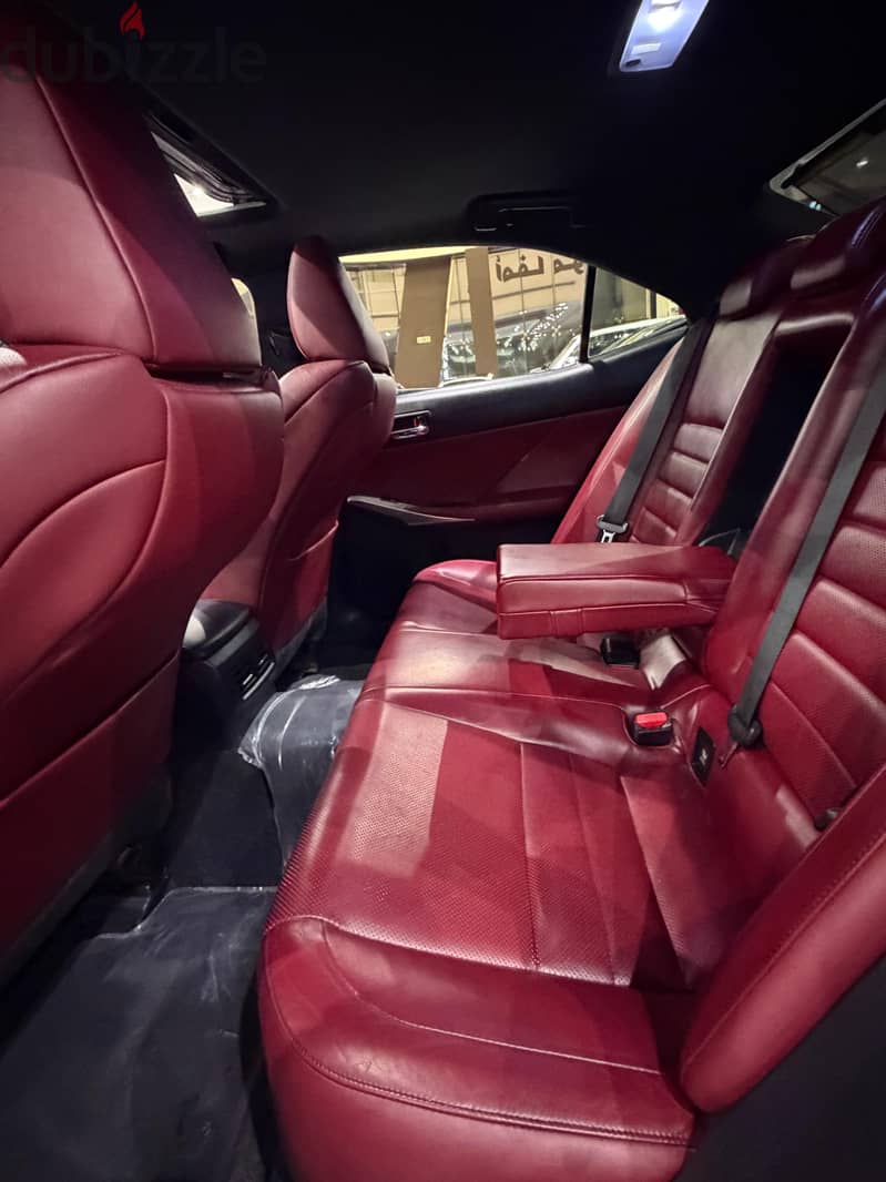 Lexus IS350 Model 2014 9