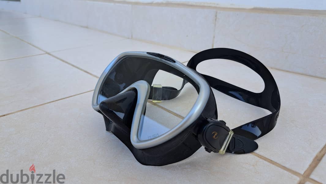 Fins, masks, suit, socks – genuine Tusa Conserro 2