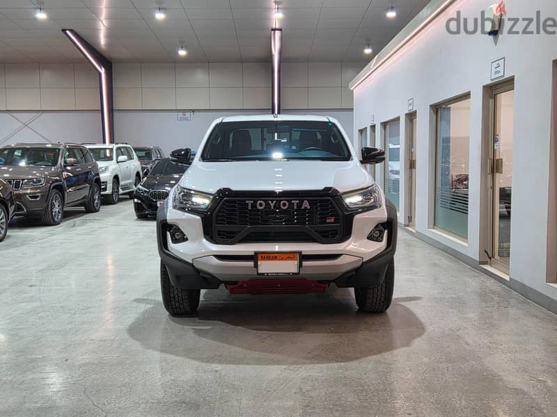 Toyota Hilux 2025 GR (V6) 2