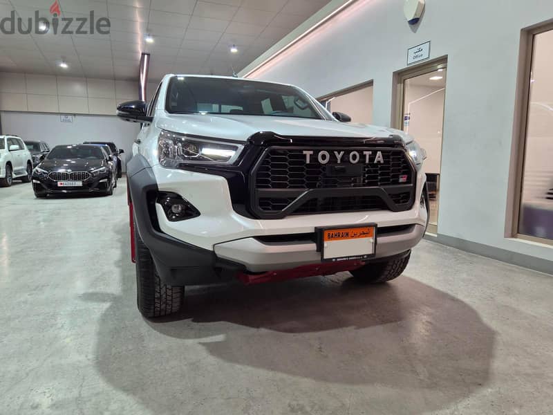 Toyota Hilux 2025 GR (V6) 5