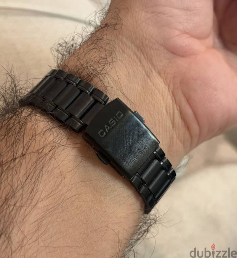 Black casio watch 1