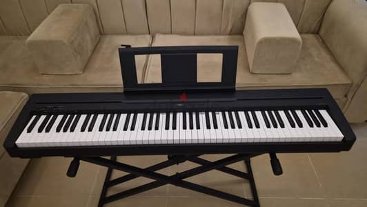 Yamaha Digital 88-key Piano/Keyboard P-45 + FREE Hercules Stand