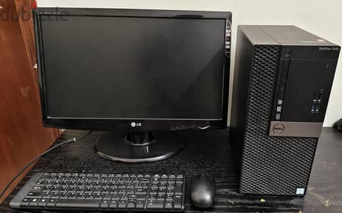 Dell optiplex 7040 desktop Intel i7full set in good condition for sale