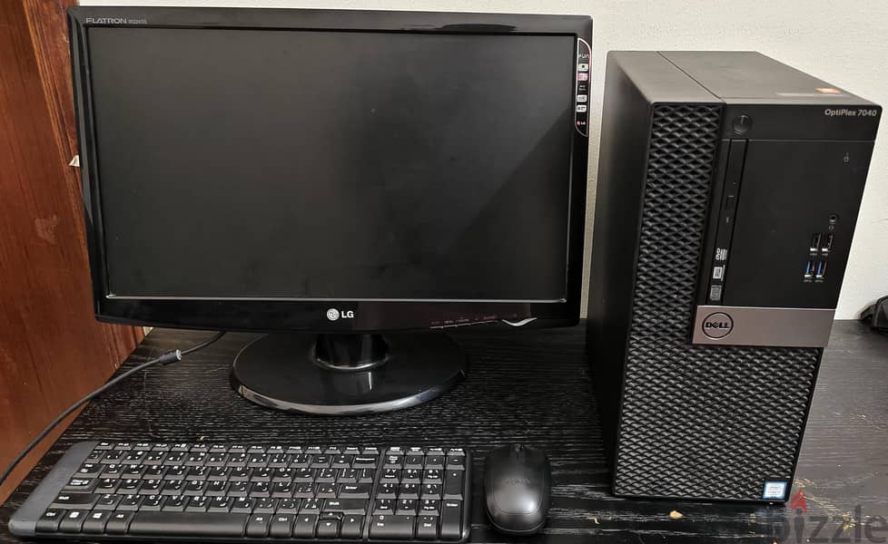 Dell optiplex 7040 desktop Intel i7full set in good condition for sale 1