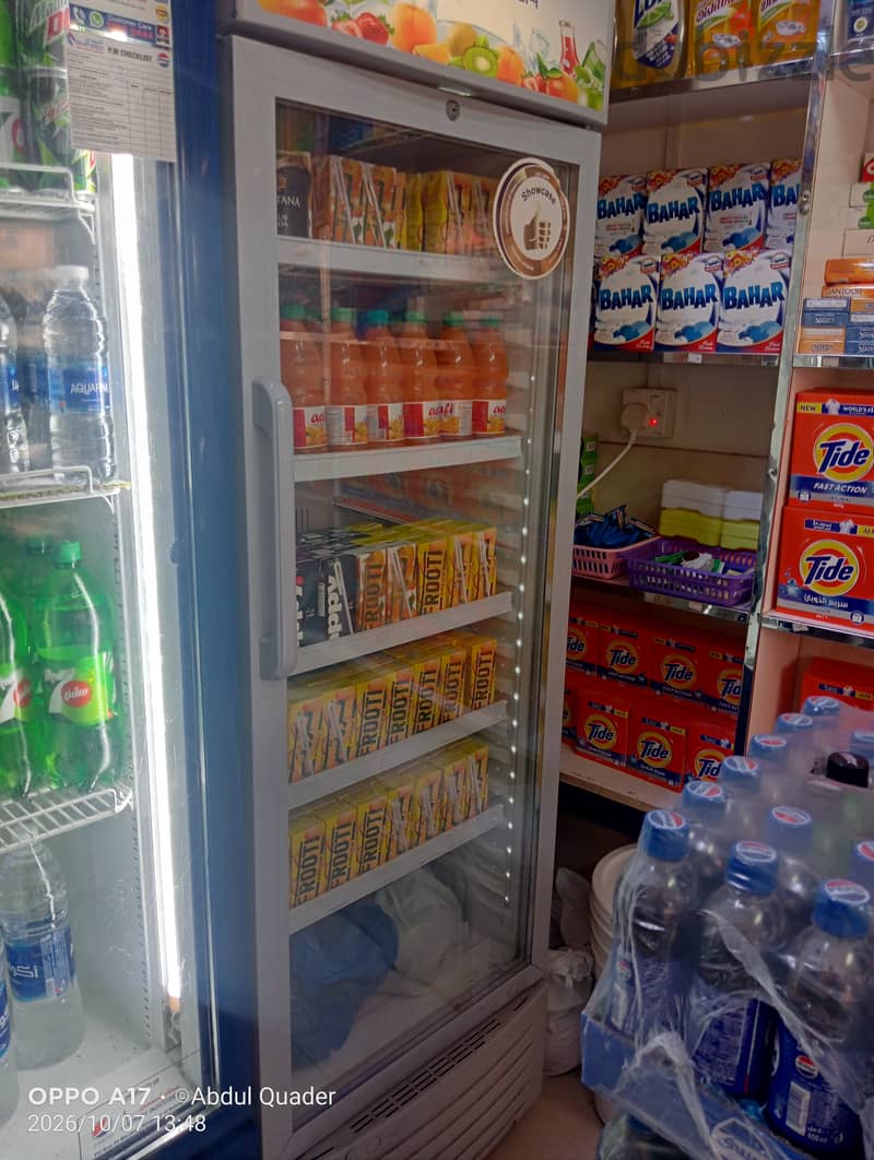 Commercial Display Fridge/Showcase Cooler for Sale – Running Condition 3
