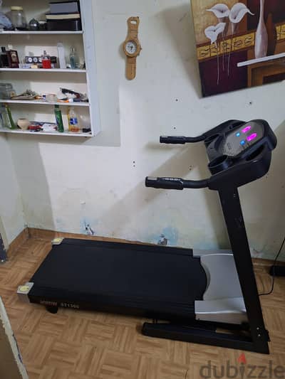 Home Use Treadmil Auto Incline l 2.5HP 120kg Capacity. 75bd