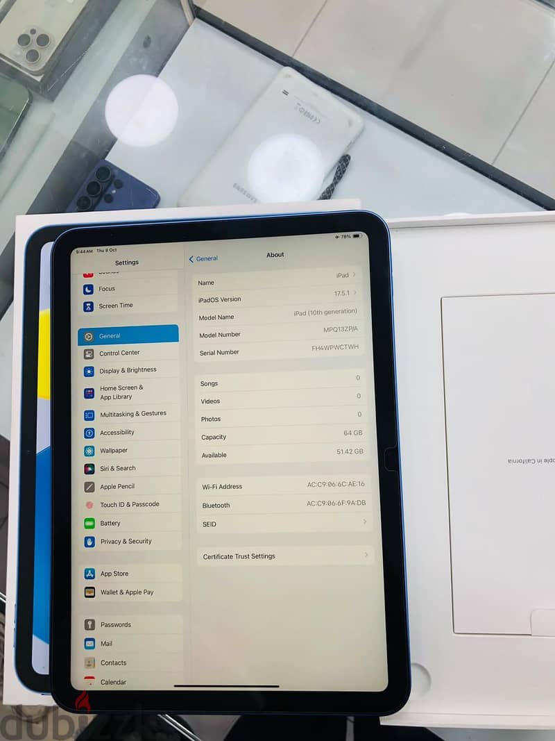 Apple - iPad 10th generation wifi 64gb with box 1