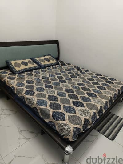 King size bed & mattress