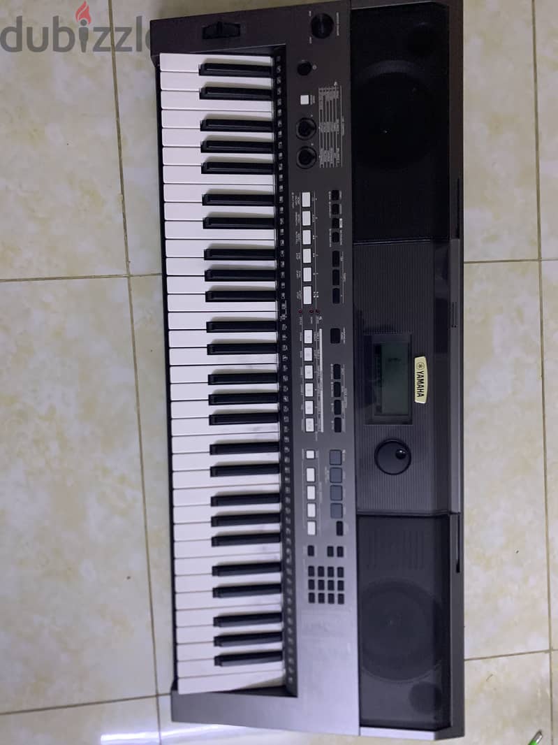 Yamaha psr-i400 mint condition for urgent sale with FREE ACCESSORIES 12