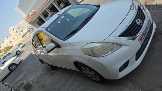 Nissan sunny 2012