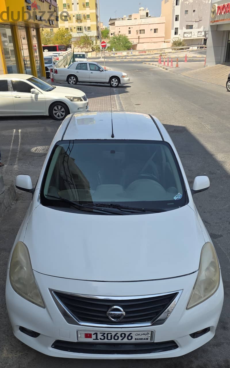 Nissan sunny 2012 3