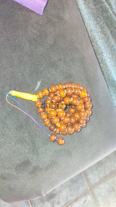 nautral old amber كهرمان قديم