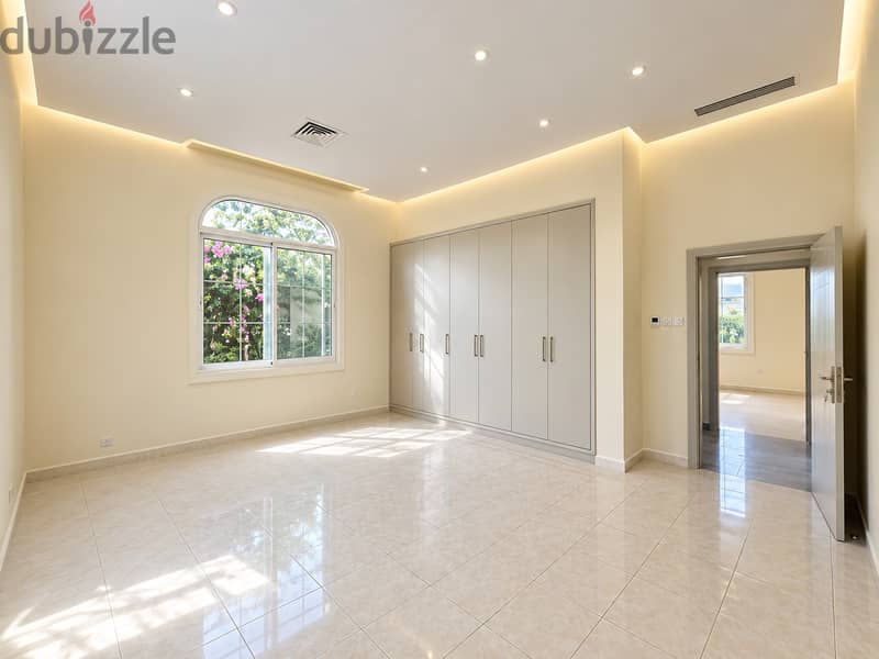 4BR Villa | Saar | Renovated | Private Garden | Maid’s Room 6
